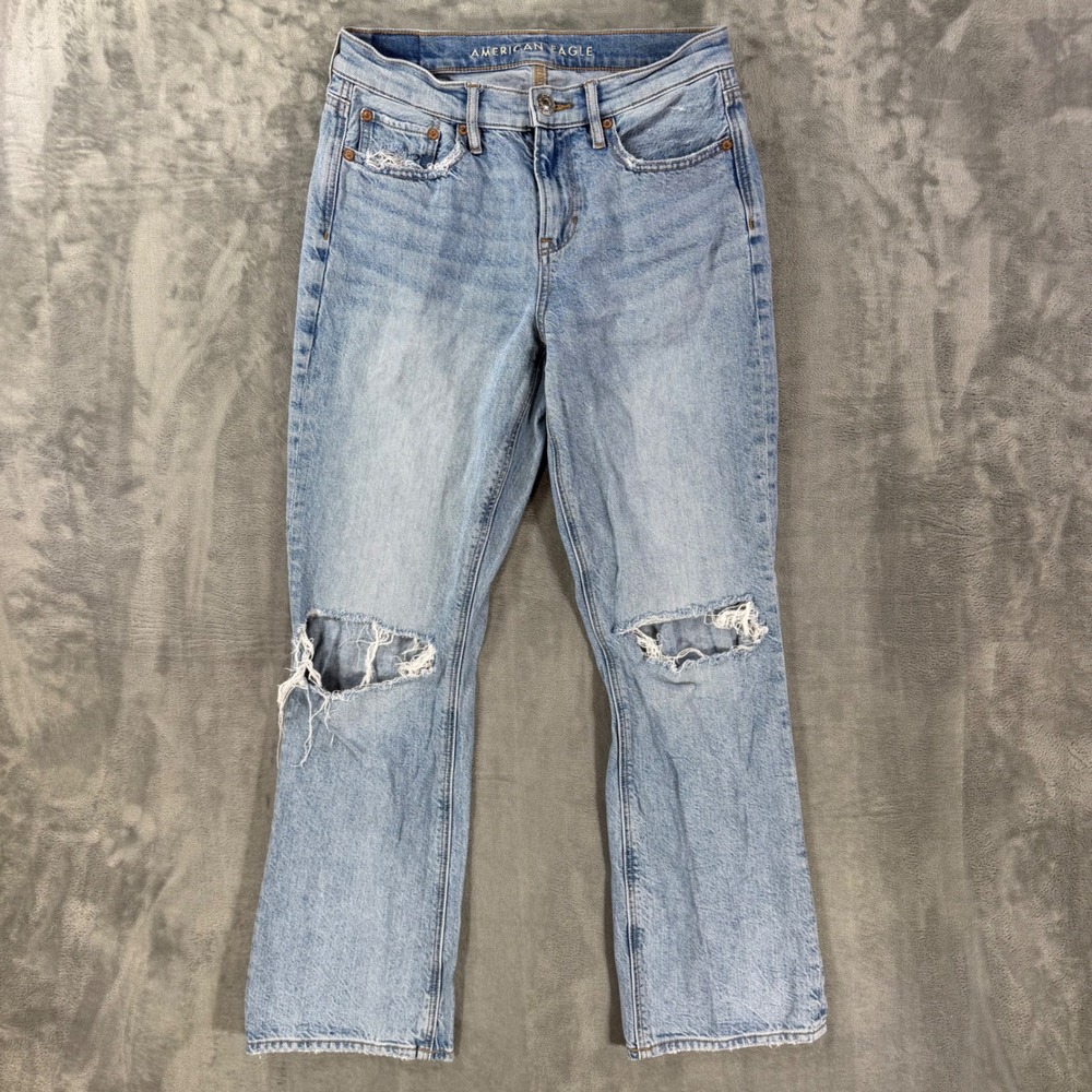 American Eagle 90s Bootcut Jeans Women's Size 4 Short Light Blue Distressed
